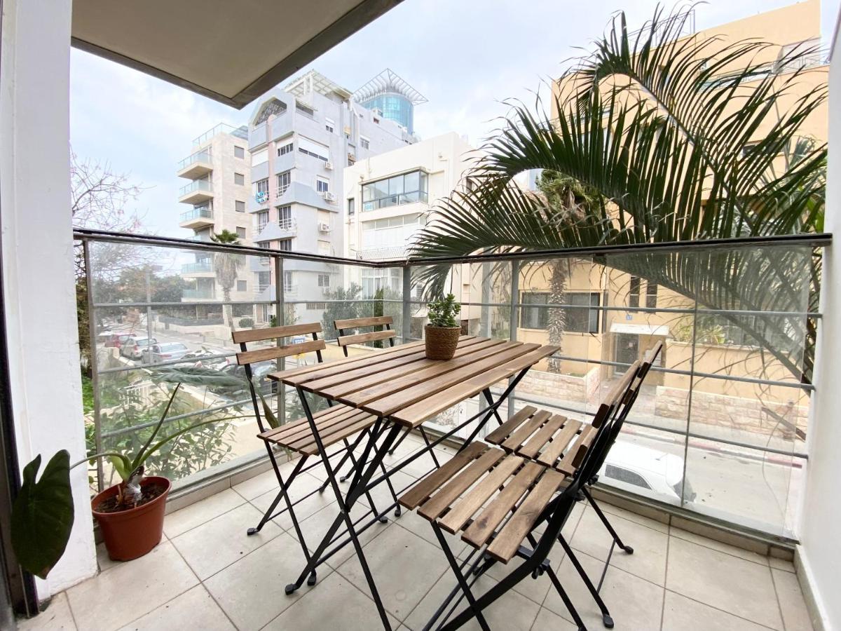 Apartment Sea Tel Aviv