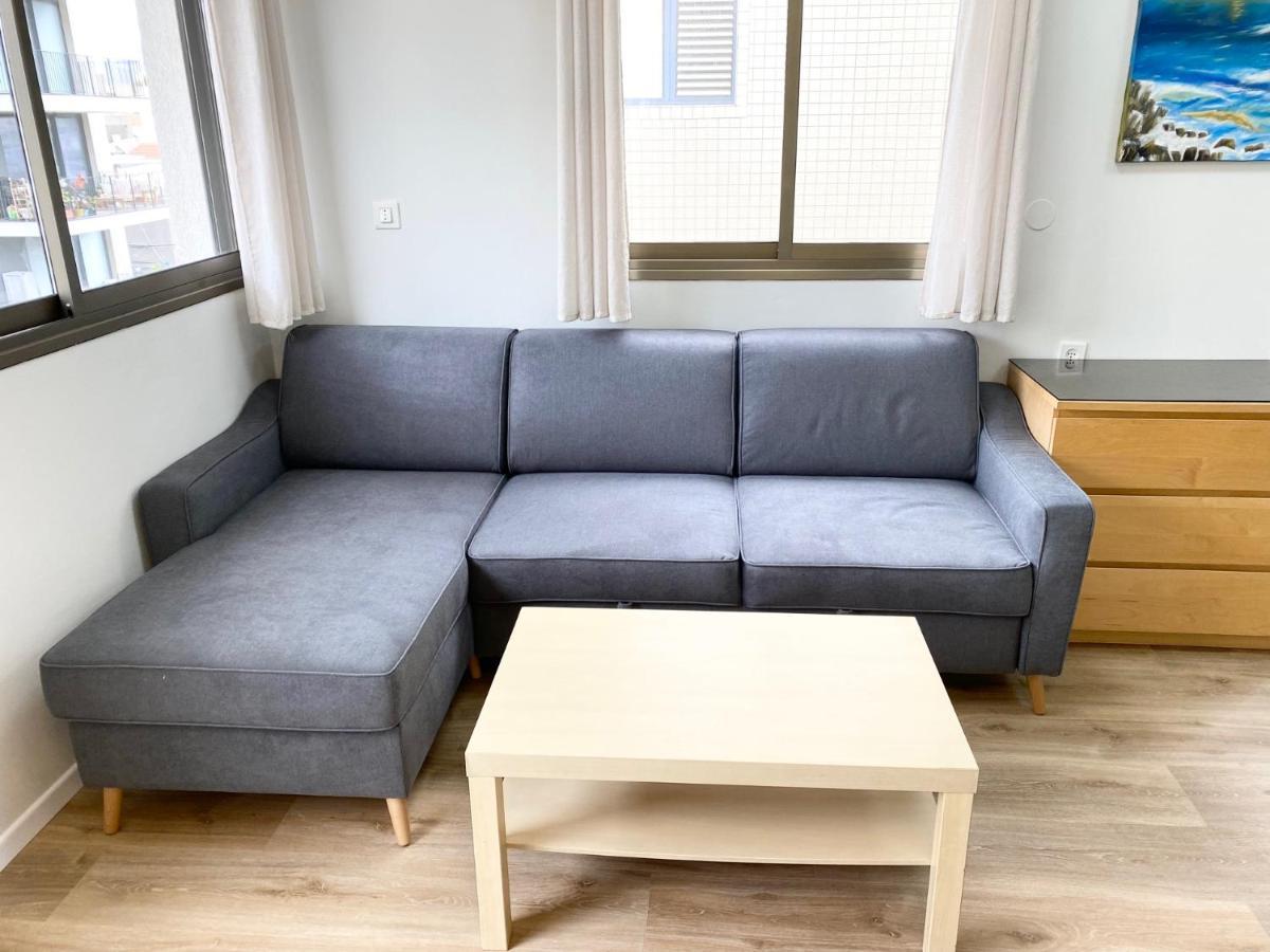 Apartment Sea