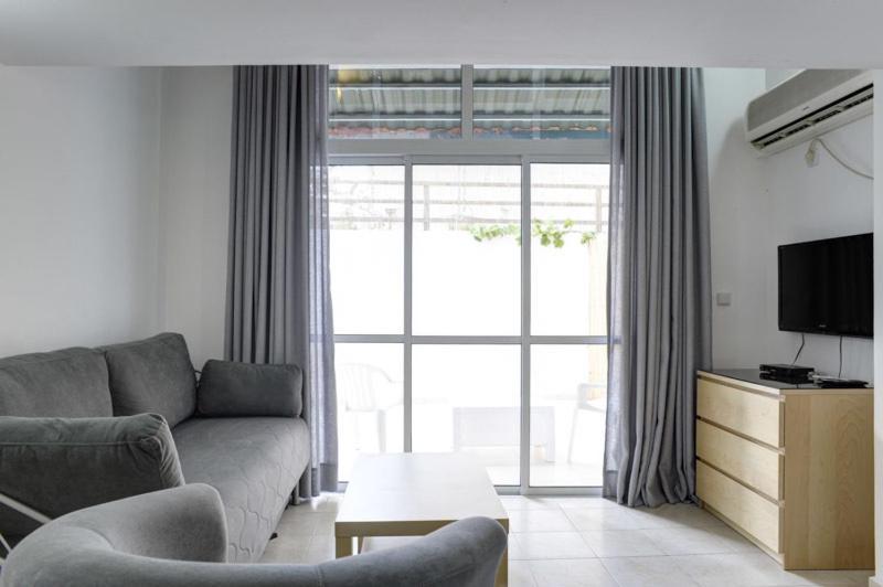 Apartment Sea